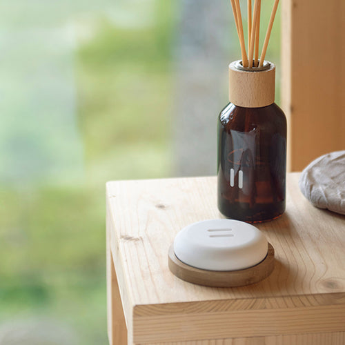 Rento Stone Aroma Diffuser with Bamboo Tray, White