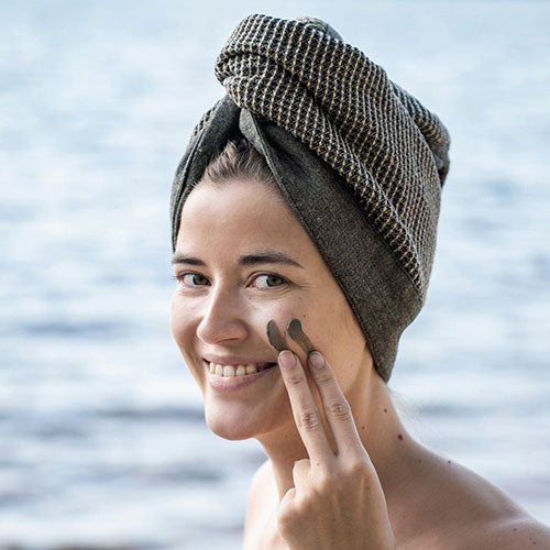 Rento Hair Towel, Coconut Shell Button