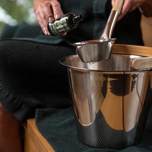 Rento Sauna Bucket, Stainless Steel w/ Birch Wood Curved Handle